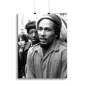 Bob Marley in London Canvas Print or Poster (Type: Standard Framed Canvas Print, size: 16" x 12" / 42cm x 30cm (approx))