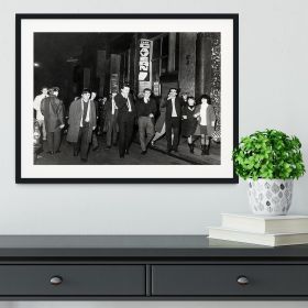 The Cavern Club Liverpool 1964 Framed Print (Color: Black/With White Edging, size: 24" x 16" / 60cm x 40cm (approx))