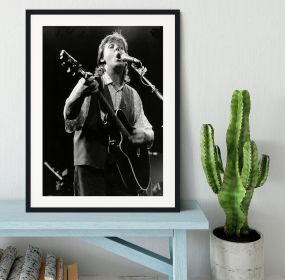 Paul McCartney on stage in 1989 Framed Print (Color: Black/No White Edging, size: 18" x 12" / 48cm x 30cm (approx))