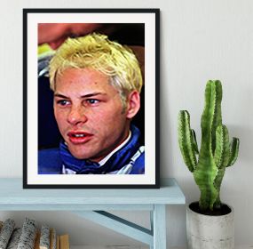 Jacques Villeneuve in 1997 Framed Print (Color: Natural/With White Edging, size: 36" x 24" / 90cm x 60cm (approx))